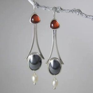 Vintage Metal Craftsman Inlaid Black Stone Pearl Earrings NEW
